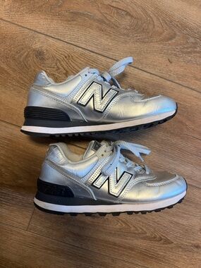 New Balance Metallic Silver and Black Lace-Up Sneakers